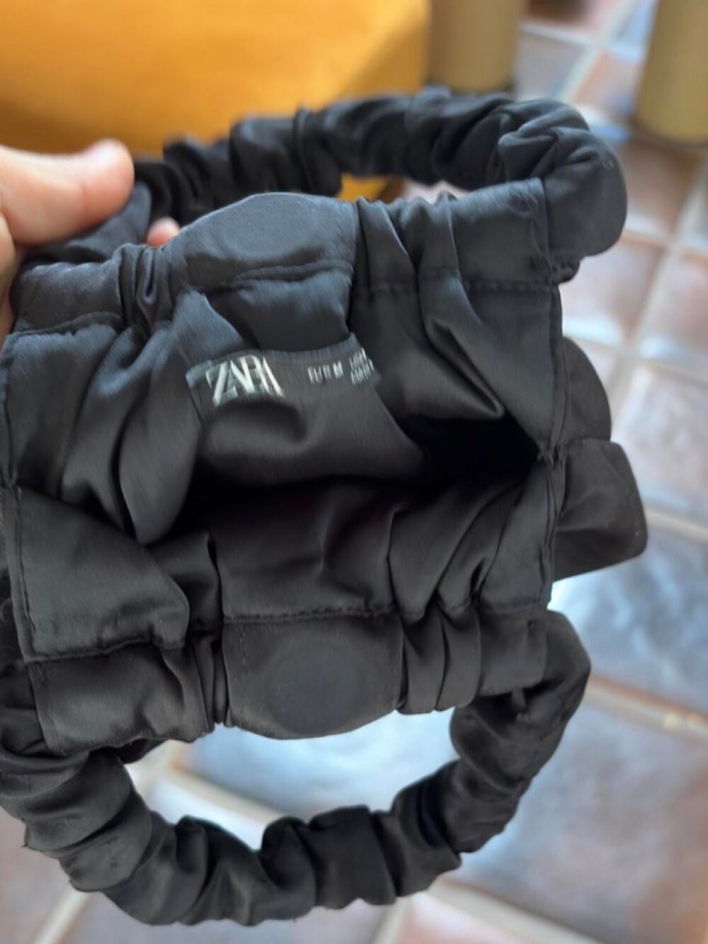Black Ruched Mini Handbag - Picture 3 of 3
